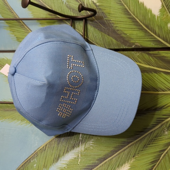 Accessories - NWT #HOT BLING HAT 🧢